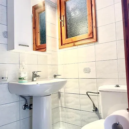 Elia Appartement Doukádes