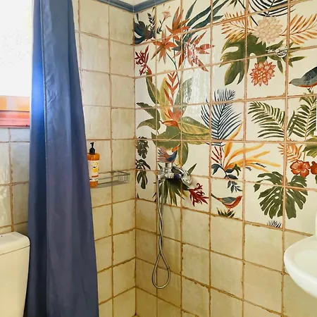 Elia Apartment