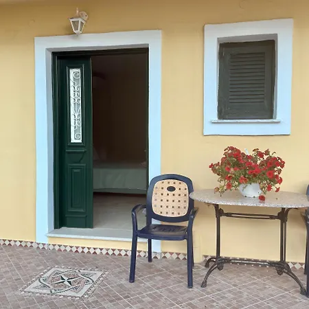 Elia Appartement Doukádes