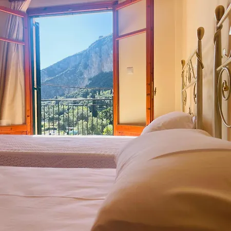 Elia 公寓 Doukádes