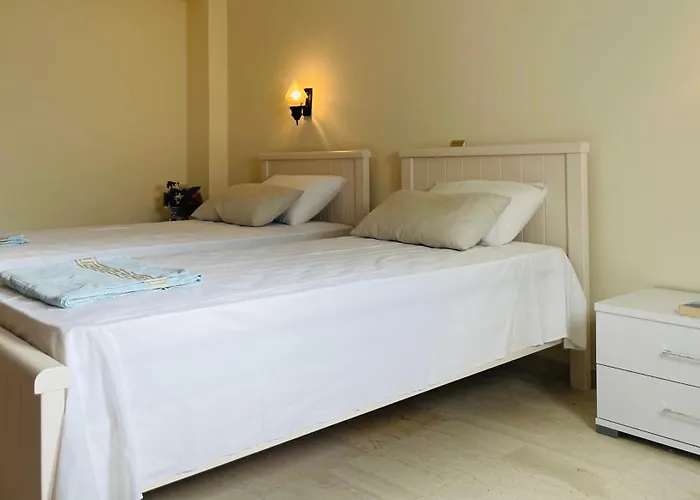 Elia Δουκάδες